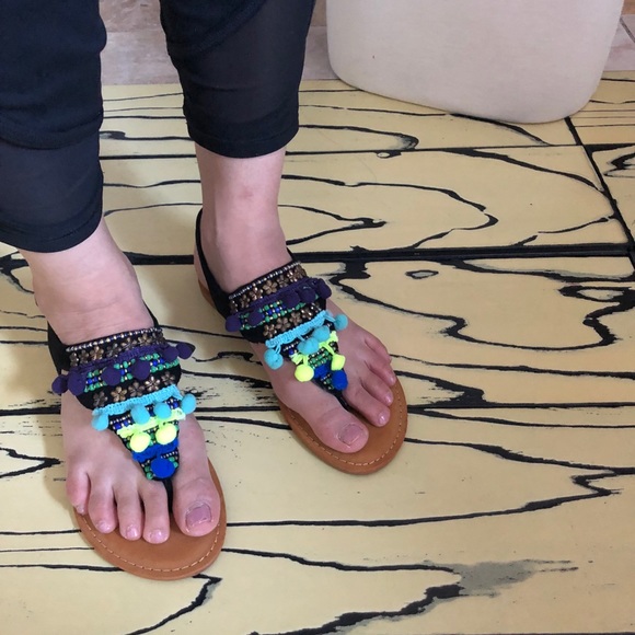 BAMBOO Women's Pompom Slingback sandal - Picture 4 of 8